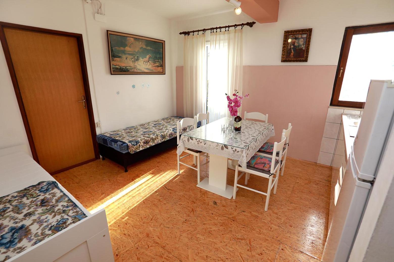 Apartments Irena Трогір Екстер'єр фото